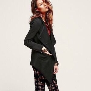 Free People Black Drippy Wool Blend Asymmetrical Snap‎ Hoodie Jacket Size Small
